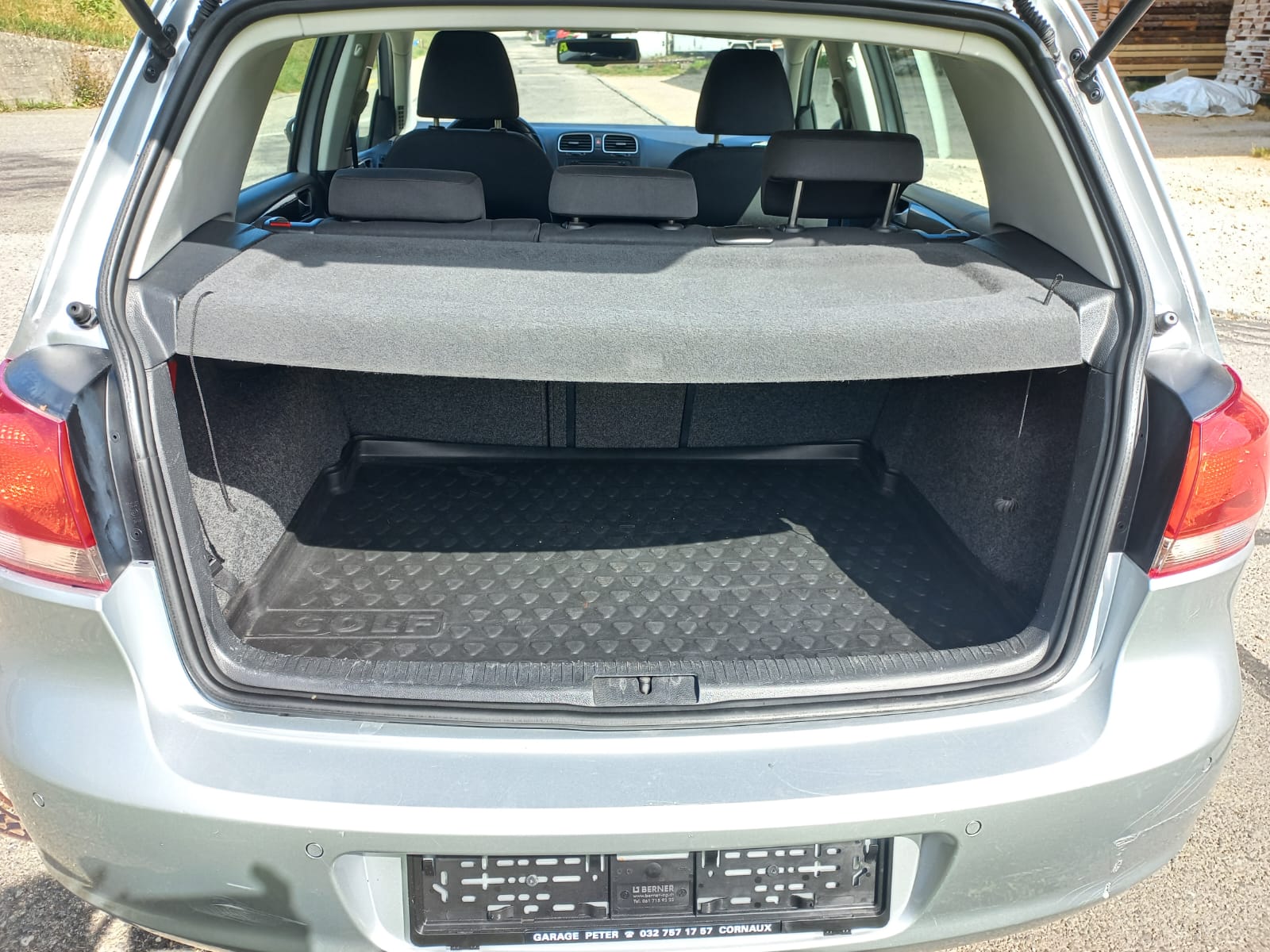 VW Golf VI2.0 TDI 4M - Image 3