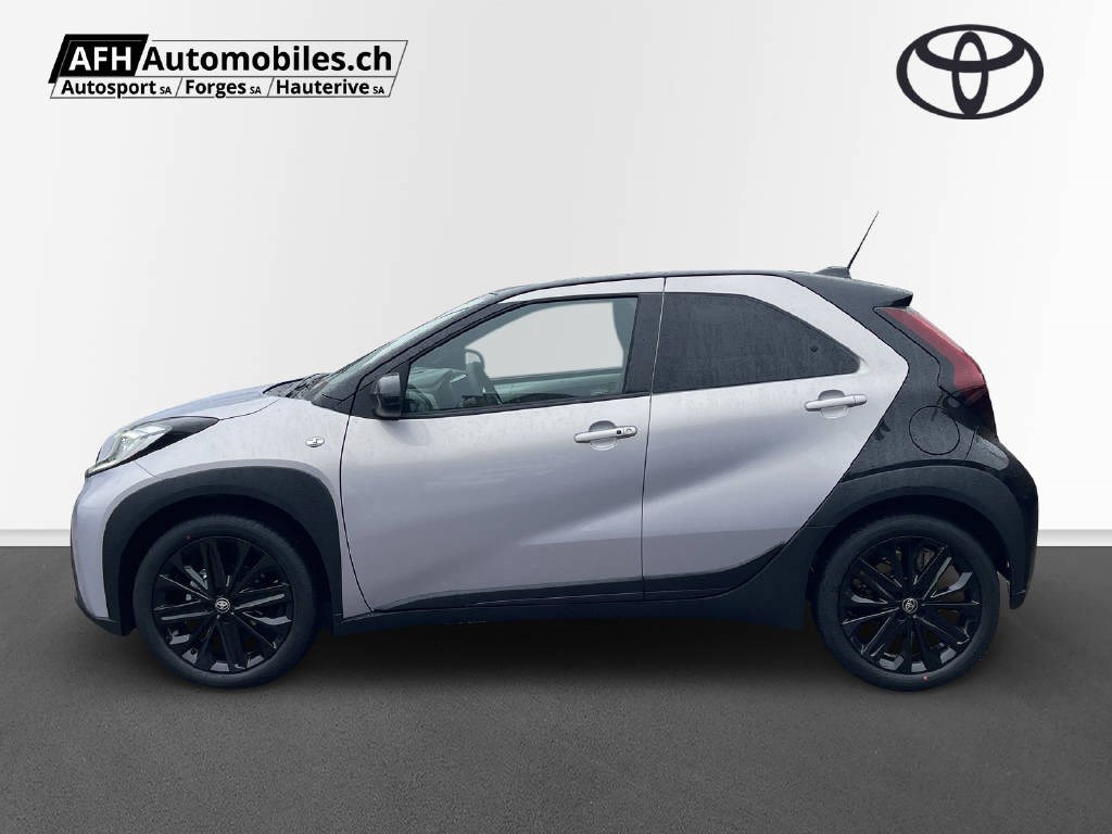 TOYOTA Aygo X 1.0 VVT-i JBL Edition - Image 2