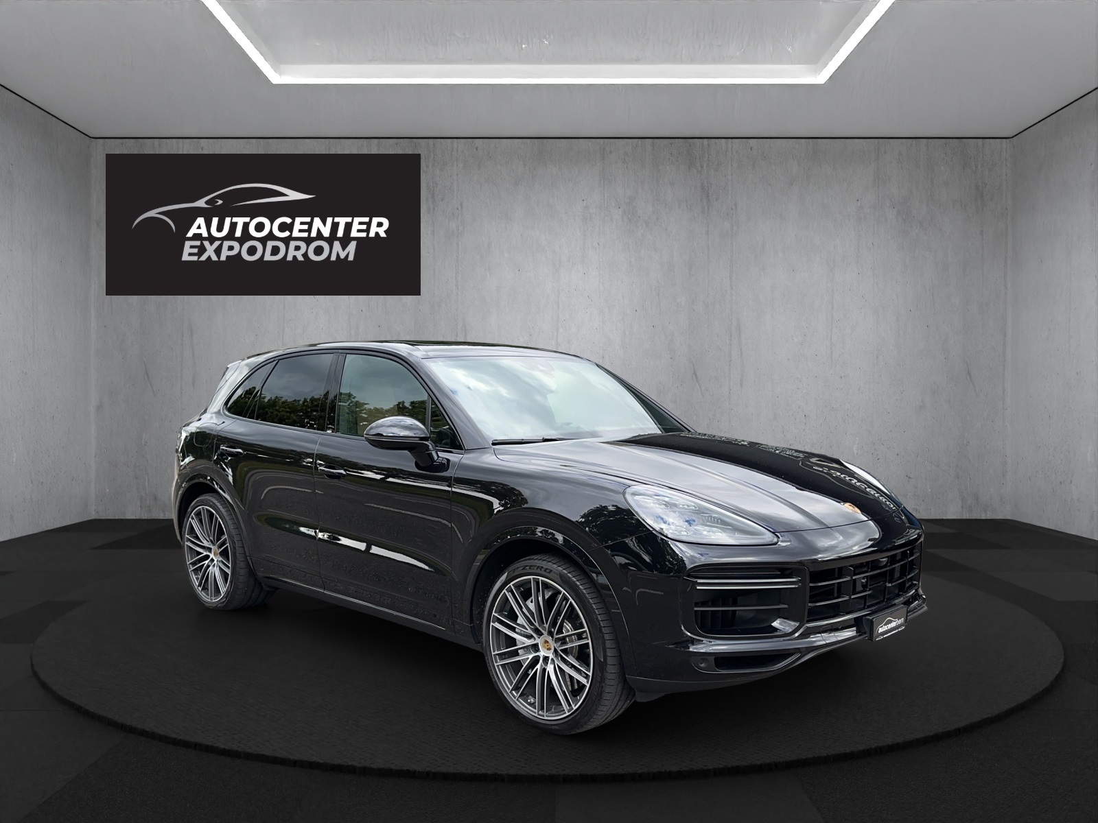 PORSCHE Cayenne Turbo - Image 2