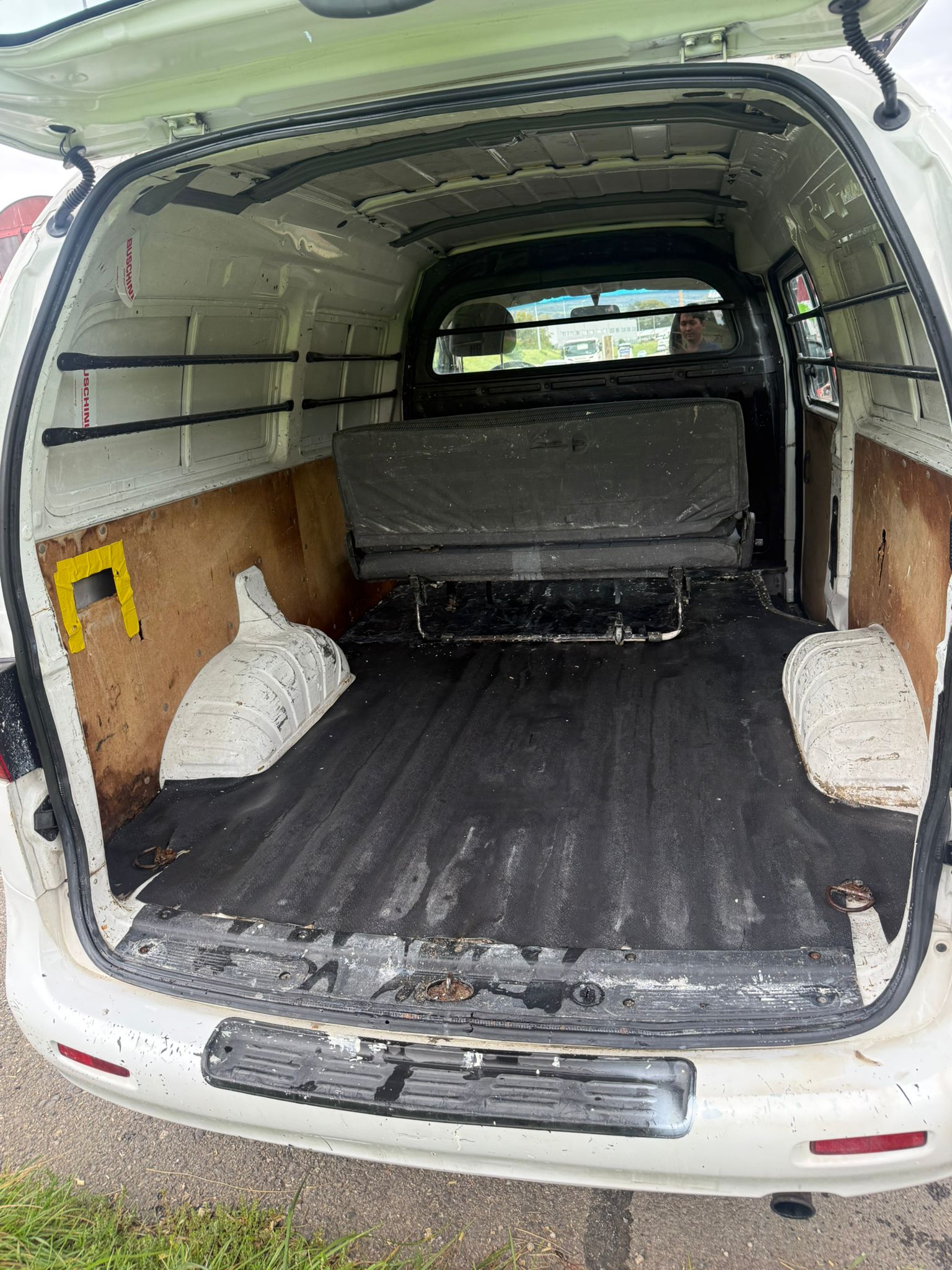 Hyundai H-1 Camionnette - Image 1