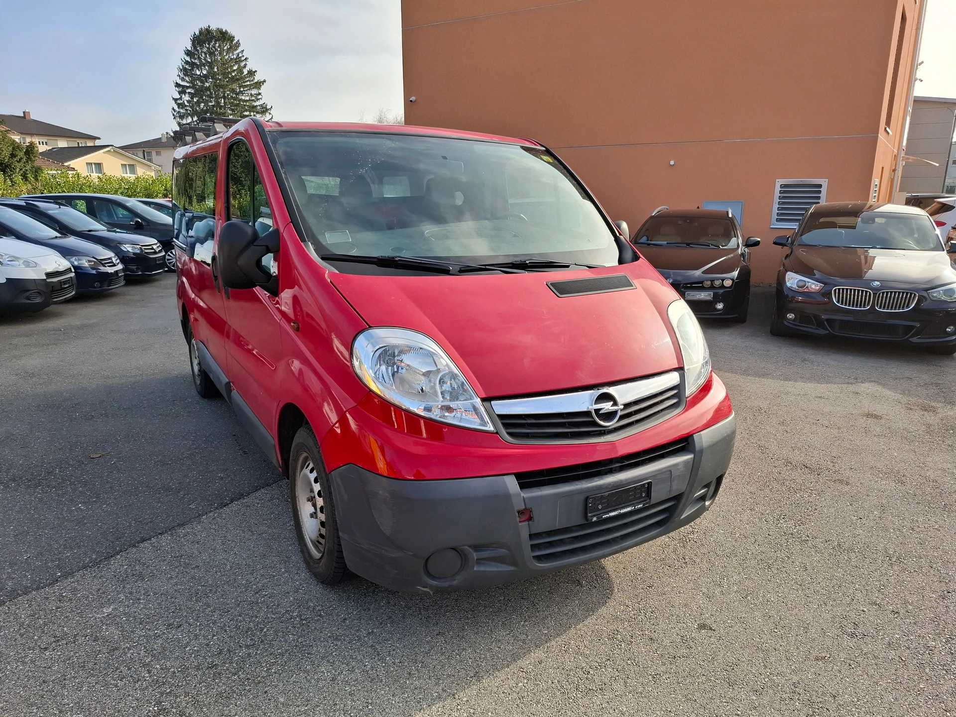 OPEL Vivaro 2.0i 2.7t L1H1
