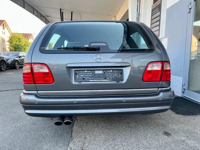 MERCEDES-BENZ E 55 AMG Avantgarde Automatic - Break - Image 5